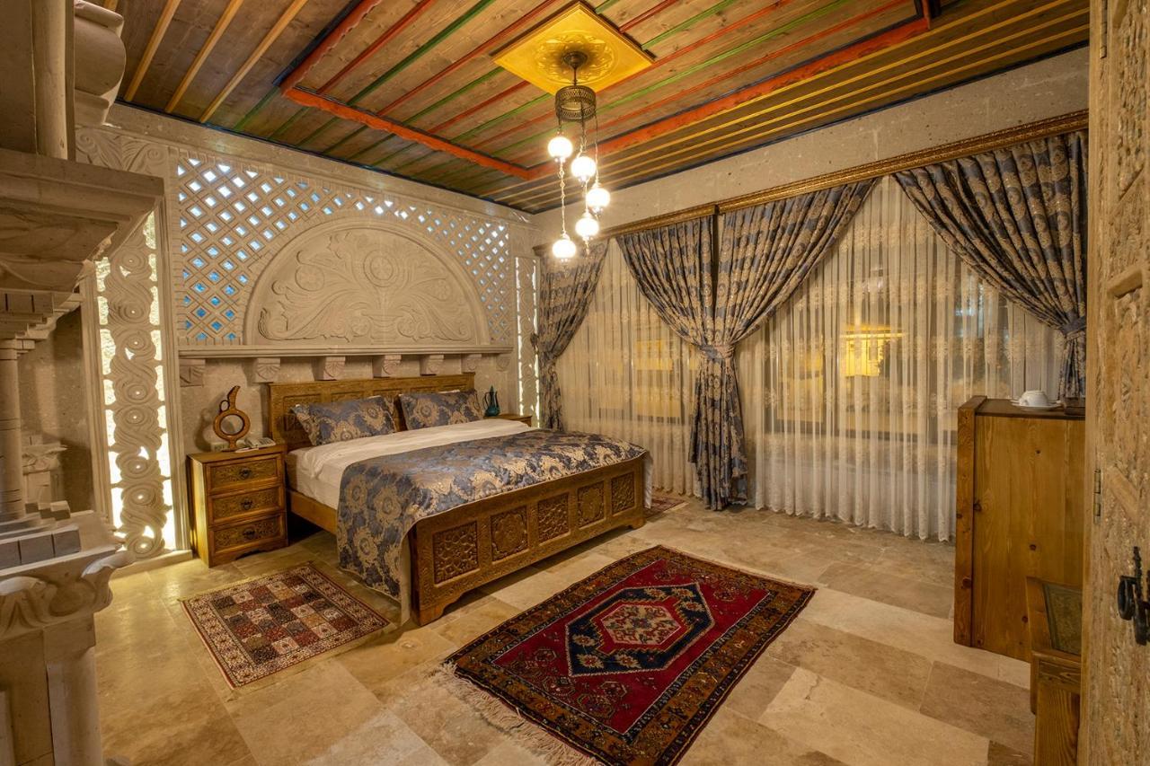 Underground Cave Suites Hotel Гореме Экстерьер фото