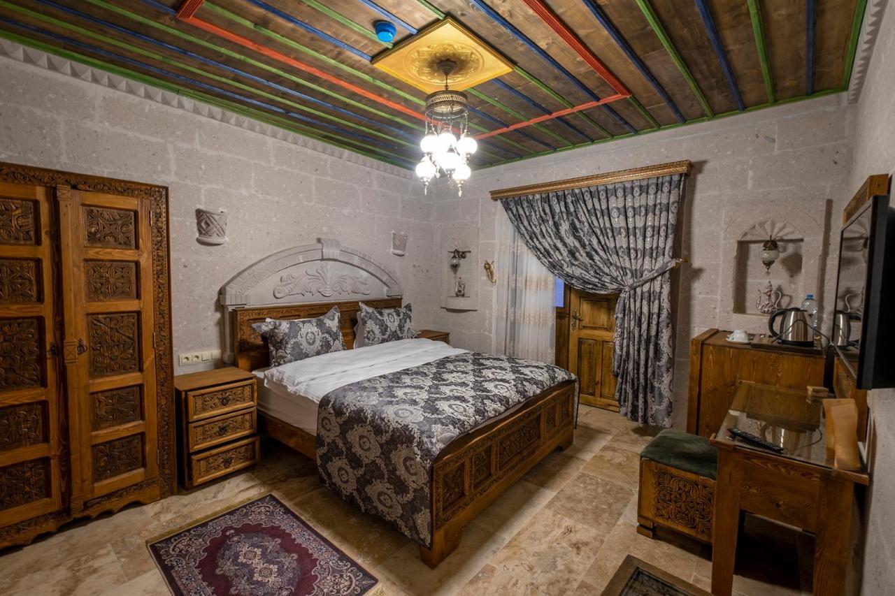 Underground Cave Suites Hotel Гореме Экстерьер фото