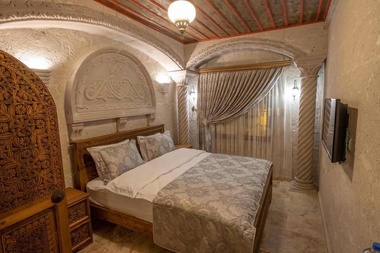 Underground Cave Suites Hotel Гореме Экстерьер фото