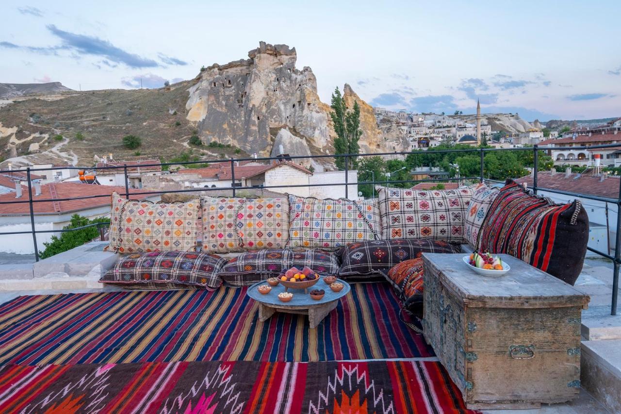 Underground Cave Suites Hotel Гореме Экстерьер фото