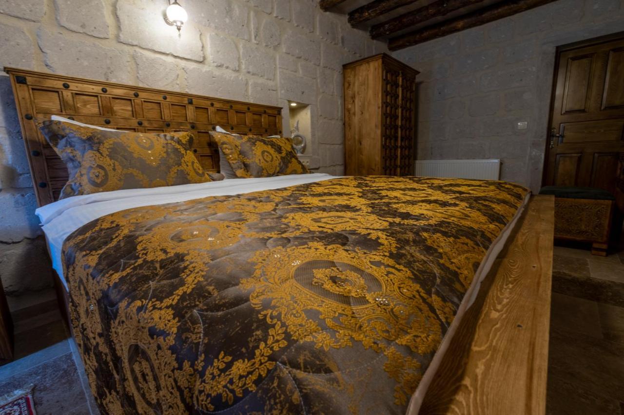 Underground Cave Suites Hotel Гореме Экстерьер фото