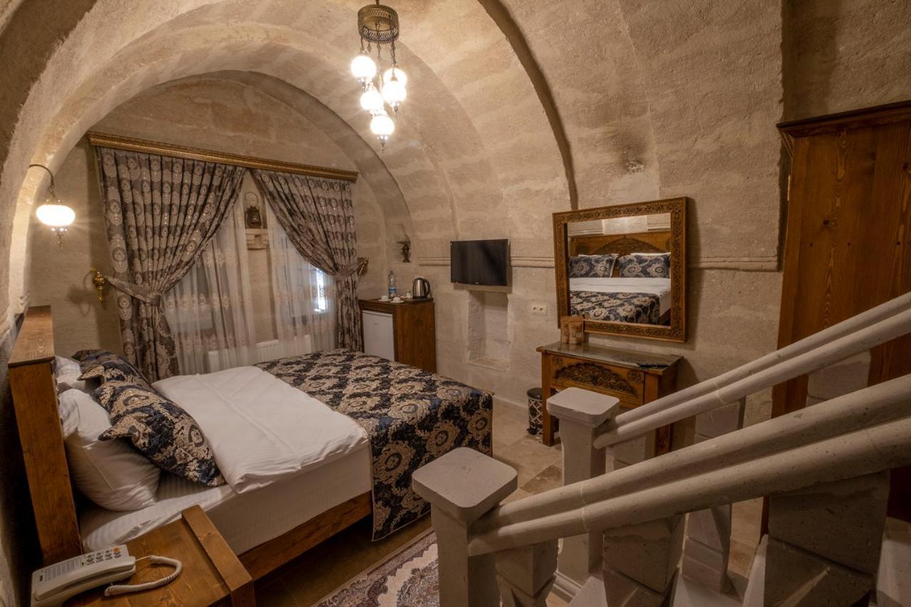 Underground Cave Suites Hotel Гореме Экстерьер фото