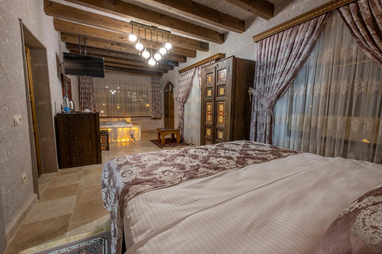 Underground Cave Suites Hotel Гореме Экстерьер фото