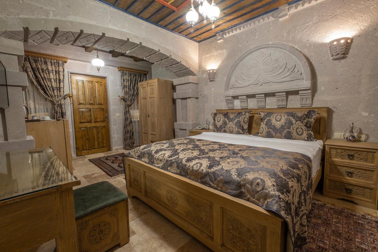 Underground Cave Suites Hotel Гореме Экстерьер фото