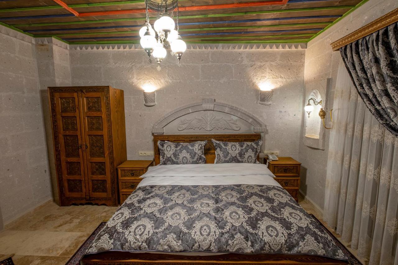 Underground Cave Suites Hotel Гореме Экстерьер фото